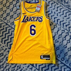 Nike Lakers Yellow Jersey